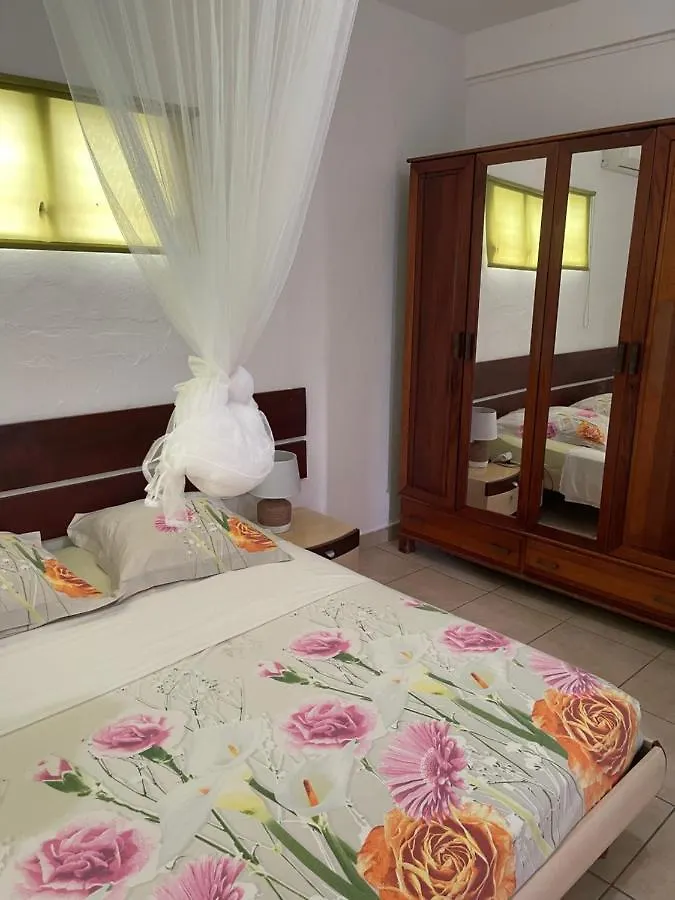La Colline Business & Tourisme Hotell Le Lamentin Pensionat