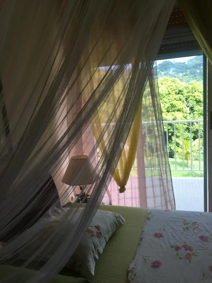 La Colline Business & Tourisme Hotell Le Lamentin 0*,